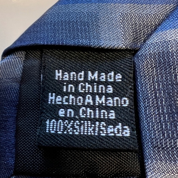 Lot of 2 Silk Covington Stain Resistant Blues, Express Design Purple Paisley - Picture 6 of 13